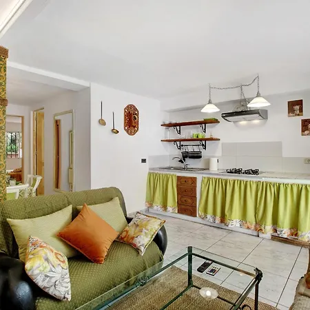 Apartment Jardin Del Sol